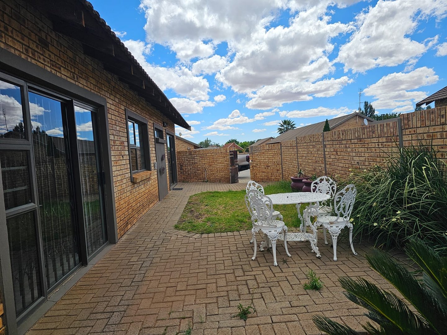 3 Bedroom Property for Sale in Langenhovenpark Free State